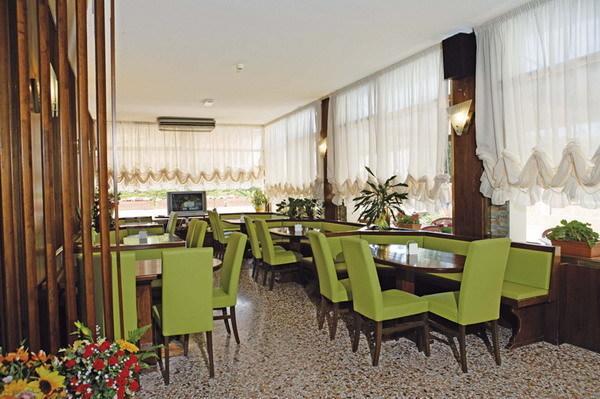 Hotel Vienna Caorle Eksteriør billede