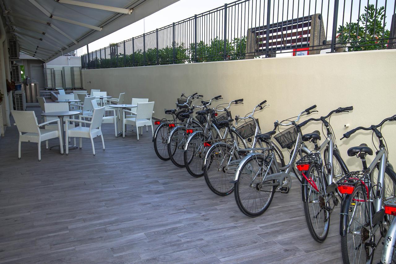 Hotel Vienna Caorle Eksteriør billede